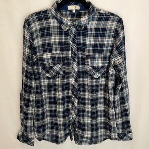 KUT from the Kloth Blue Plain Snap Button Down Shirt Women’s Size Large
